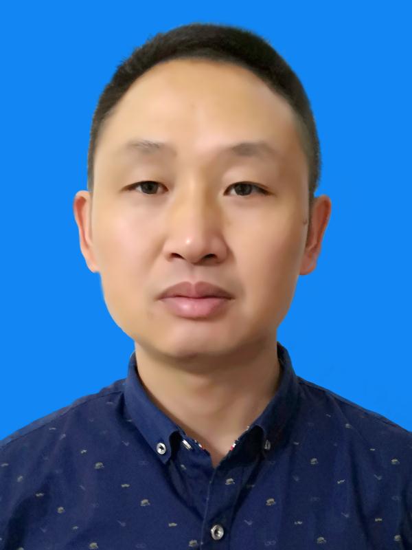 王      成